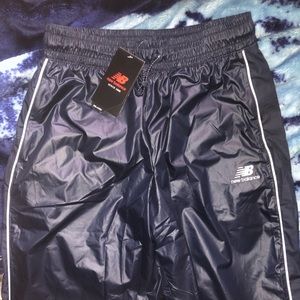 New balance wind joggers